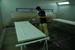 水性漆木门技术交流座谈会在君艺美居工厂顺利举行，共探行业绿色发展新路径